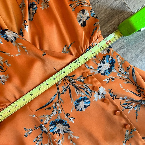 Equipment Floral Orange Wrap Dress Size Large - Picture 6 of 16